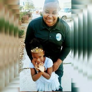 Meet your Posher, Yolanda